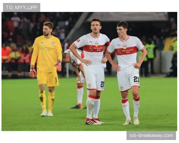 战术观察：三月德甲中下游球队普遍采用5-3-2阵型应对强队